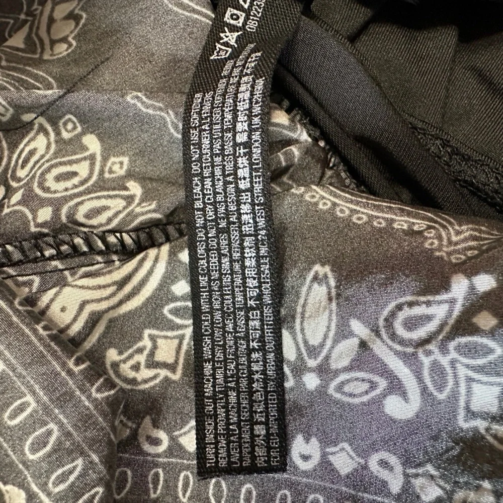 FP Movement The Way Home Shorts Small Black White Paisley Bandana High Rise